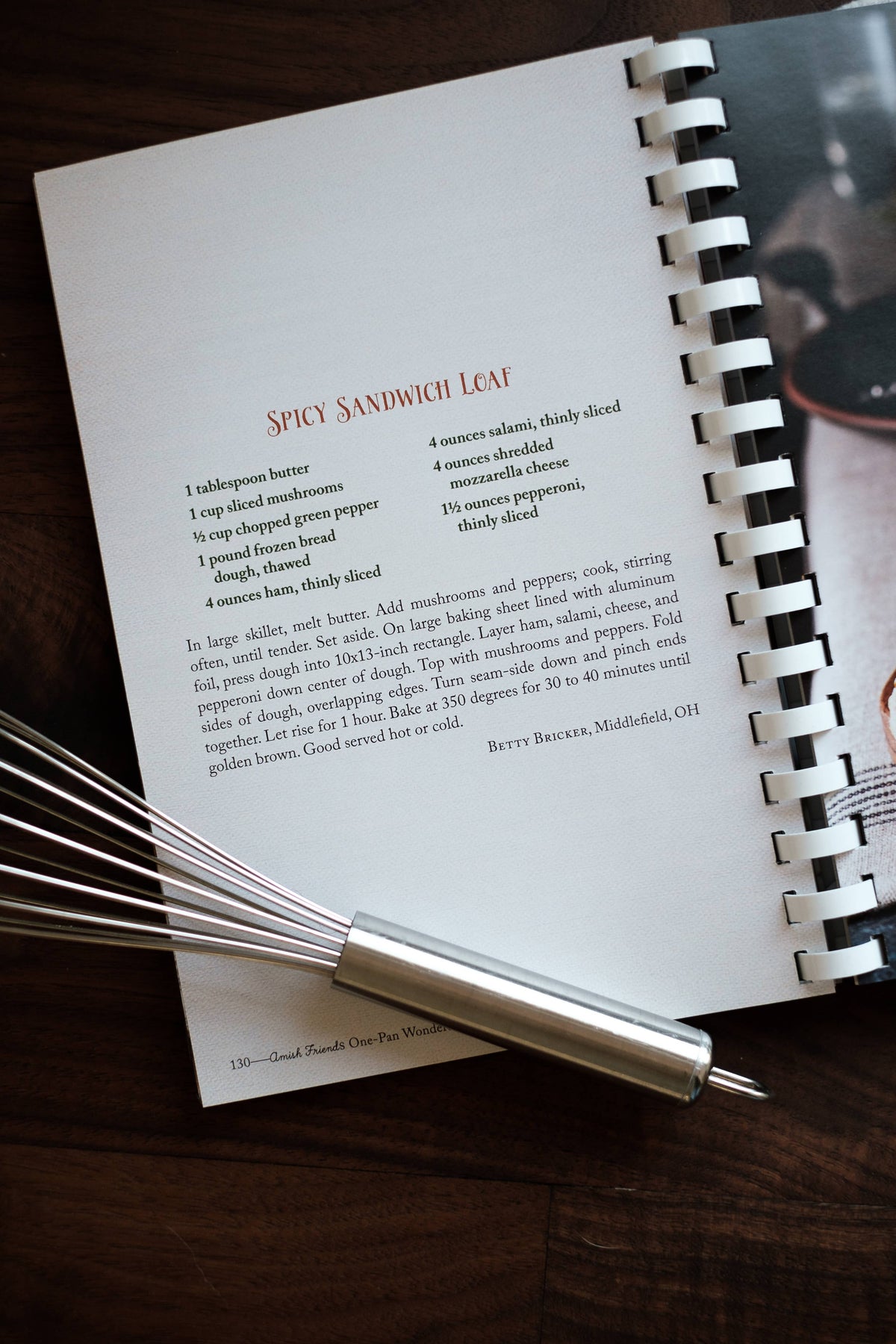 Wanda E. Brunstetter's Amish Friends One-Pan Wonders Cookboo